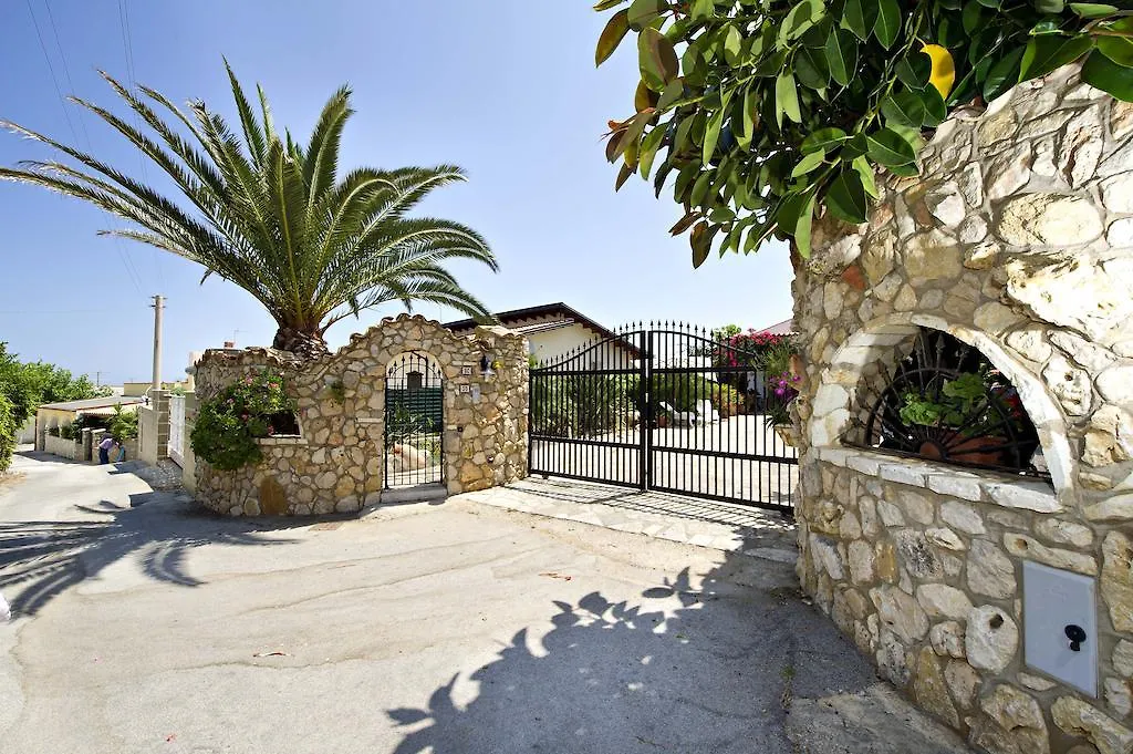 Casa Vacanze Spiaggia Playa Castellammare del Golfo Italia